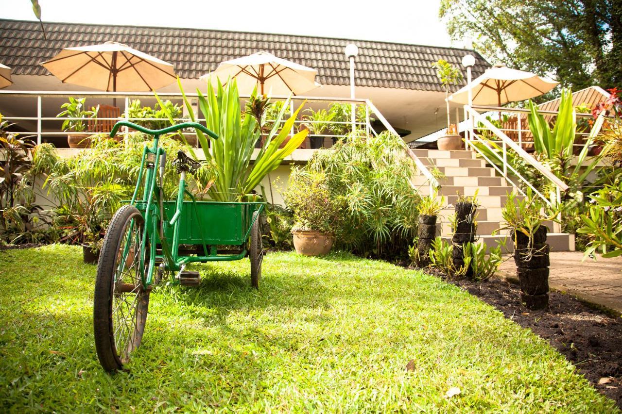 Bird Of Paradise Hotel Goroka Exterior photo